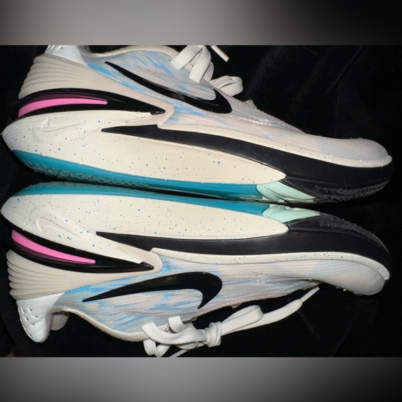 Nike Air Zoom GT Cut 2 White Pink Blue Basketball Shoes FN0234 Women's Size 9 - Picture 11 of 13